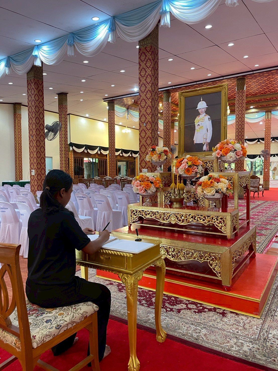 title - วันที่ 16 มิถุนายน 2569 เวลา 19.00 น. นายวิทูล ประดิษฐบุญ ปฏิรูปที่ดินจังหวัดปราจีนบุรี พร้อมด้วย ข้าราชการ และเจ้าหน้าที่ ส.ป.ก.ปราจีนบุรี เข้าร่วมพิธี บำเพ็ญกุศลสวดพระอภิธรรมอุทิศถวายพระกุศลแด่ สมเด็จพระเจ้าลูกเธอ เจ้าฟ้าพัชรกิติยาภา นเรนทิราเทพยวดี กรมหลวงราชสาริณีสิริพัชร มหาวัชรราชธิดา